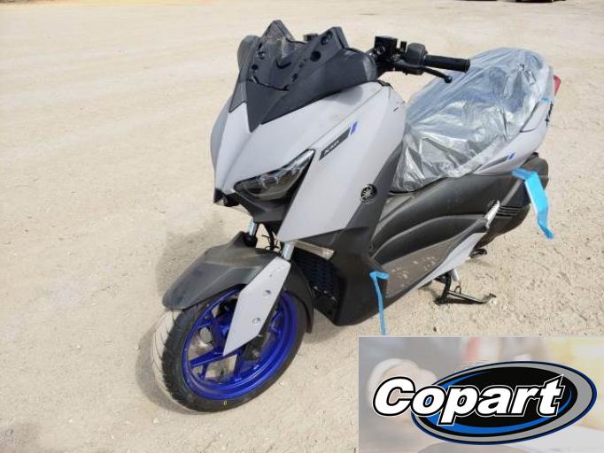 YAMAHA XMAX 22/22