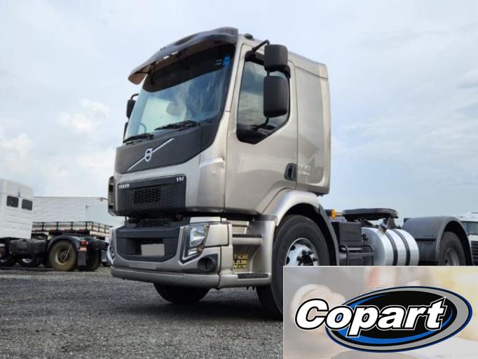 VOLVO VM 330 15/15
